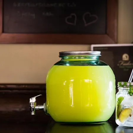 Fiáker Panzió Alojamento de Acomodação e Pequeno-almoço 3*